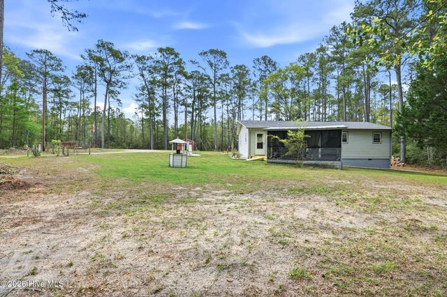1203 Ocean Trail Court SW, Supply, NC 28462