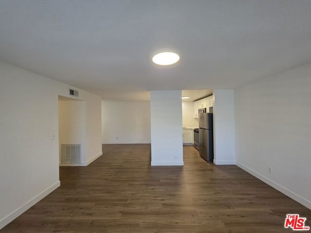 1260 Vin Scully Avenue A, Los Angeles, CA 90026