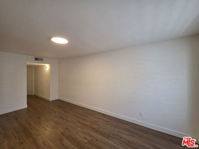 1260 Vin Scully Avenue A, Los Angeles, CA 90026
