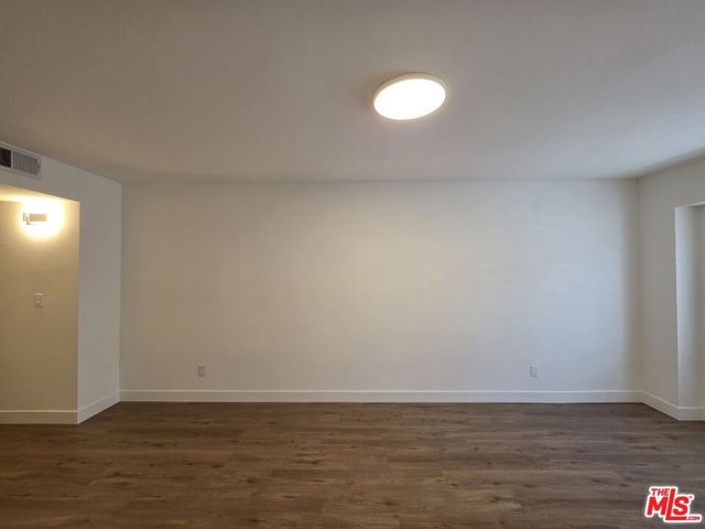 1260 Vin Scully Avenue A, Los Angeles, CA 90026