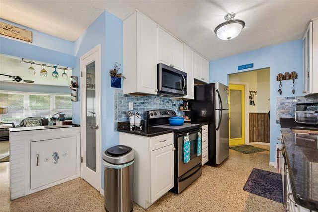 1660 LA GORCE DRIVE, Venice, FL 34293