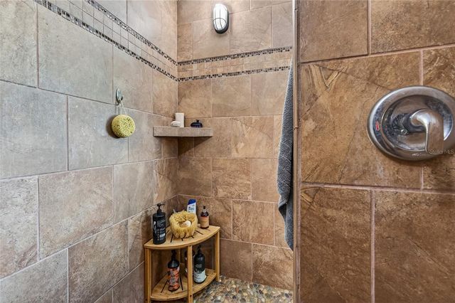 1660 LA GORCE DRIVE, Venice, FL 34293