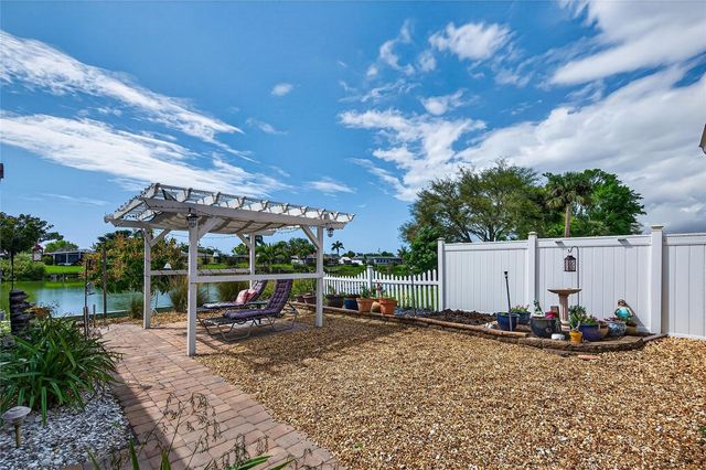 1660 LA GORCE DRIVE, Venice, FL 34293