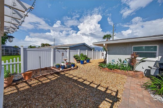 1660 LA GORCE DRIVE, Venice, FL 34293