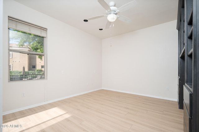 7887 N 16TH Street 125, Phoenix, AZ 85020