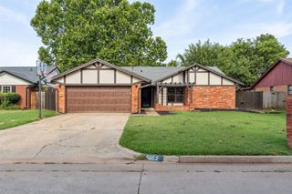5052 Burntwood Drive, Del City, OK 73135