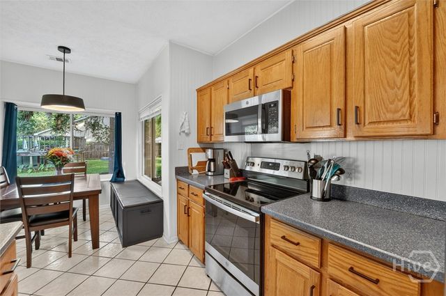 18 Angel Oaks Drive, Savannah, GA 31410