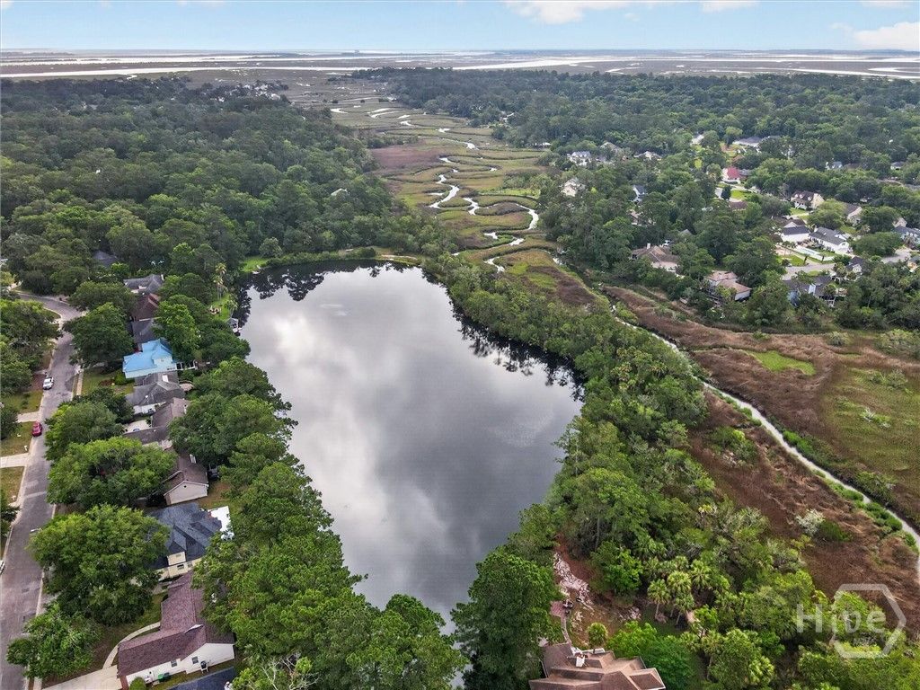 Image 24 of property listing at 18 Angel Oaks Drive, Savannah, GA 31410