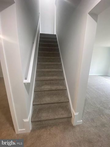 741 WHITE OAK RD, Fredericksburg, VA 22405