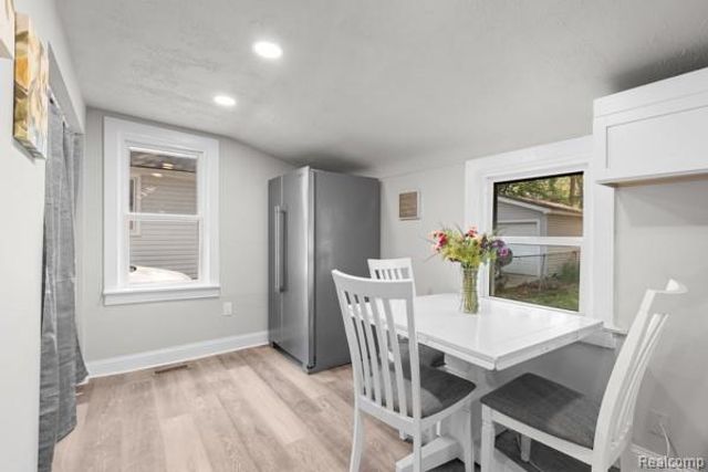 23819 Wellington Avenue, Warren, MI 48089