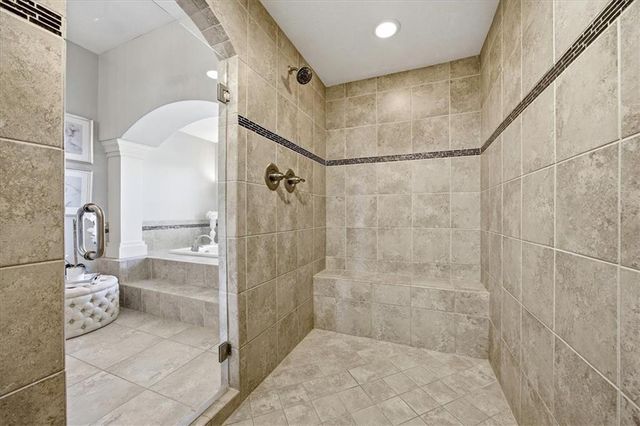 24139 W 124th Terrace, Olathe, KS 66061