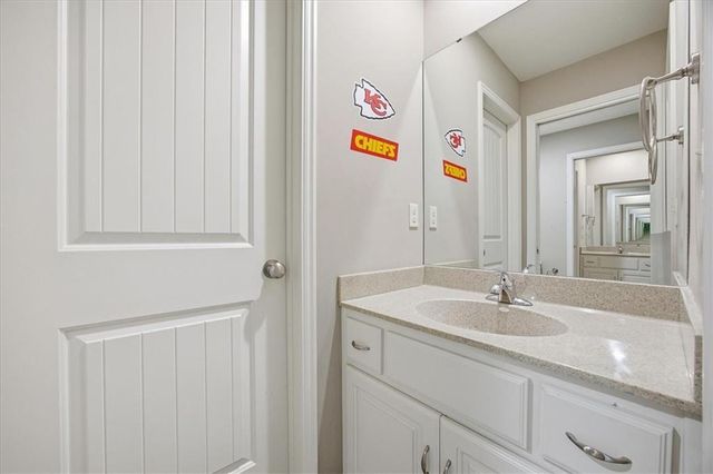 24139 W 124th Terrace, Olathe, KS 66061