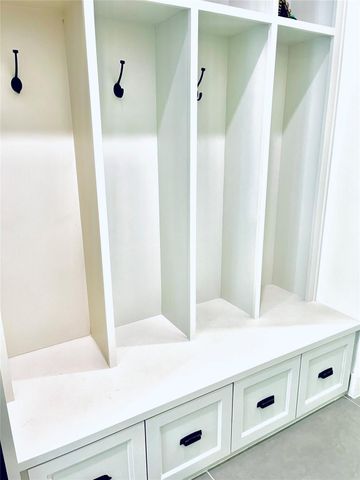 5103 ROLLINGWOOD DR, Rollingwood, TX 78746