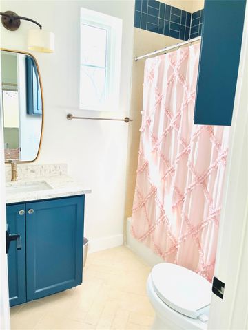 5103 ROLLINGWOOD DR, Rollingwood, TX 78746