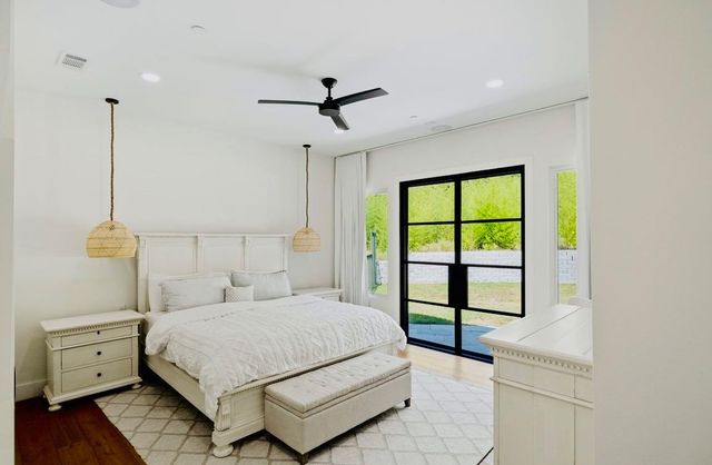 5103 ROLLINGWOOD DR, Rollingwood, TX 78746