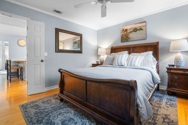 59 Carnoustie Rd Apt 242, Hilton Head Island, SC 29928