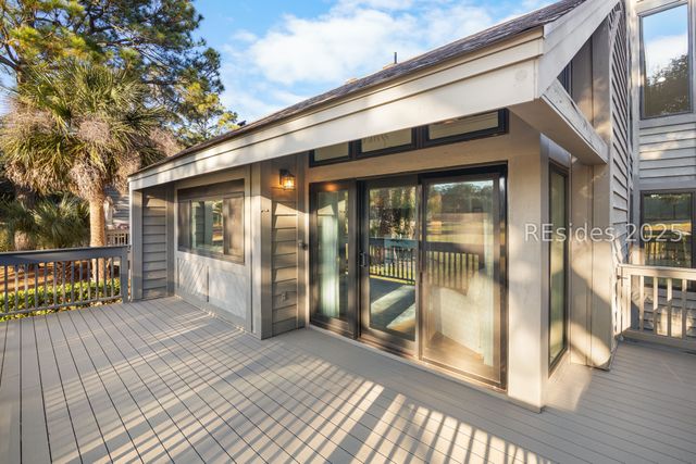 59 Carnoustie Rd Apt 242, Hilton Head Island, SC 29928