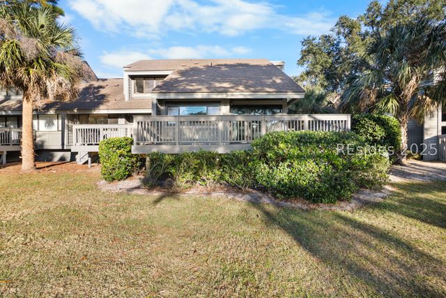 59 Carnoustie Rd Apt 242, Hilton Head Island, SC 29928