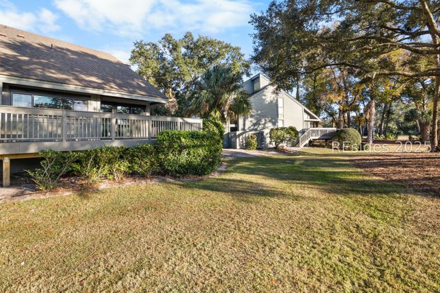 59 Carnoustie Rd Apt 242, Hilton Head Island, SC 29928