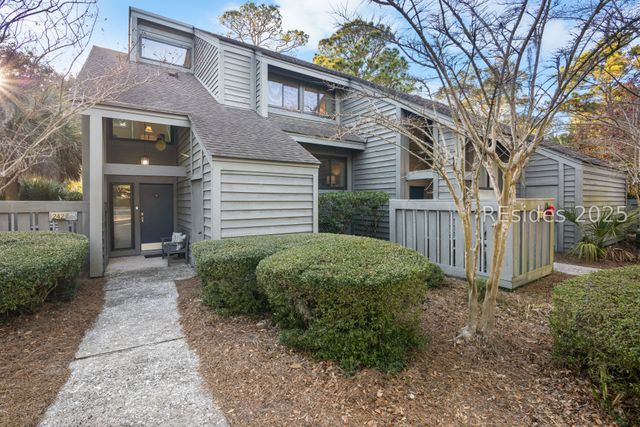59 Carnoustie Rd Apt 242, Hilton Head Island, SC 29928