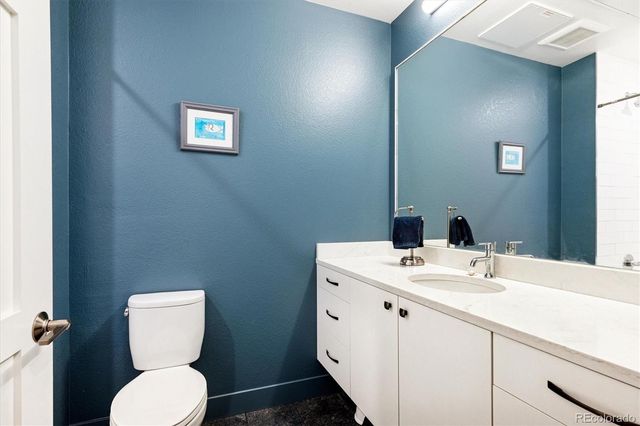 4885 S Monaco Street 207, Denver, CO 80237