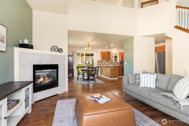 510 SW Regency Drive, Oak Harbor, WA 98277