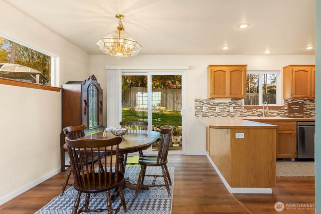 510 SW Regency Drive, Oak Harbor, WA 98277