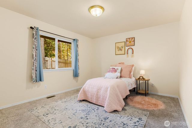 510 SW Regency Drive, Oak Harbor, WA 98277