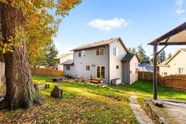 510 SW Regency Drive, Oak Harbor, WA 98277