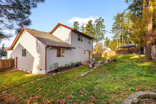510 SW Regency Drive, Oak Harbor, WA 98277