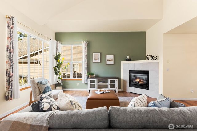 510 SW Regency Drive, Oak Harbor, WA 98277