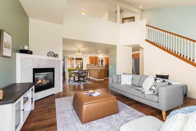 510 SW Regency Drive, Oak Harbor, WA 98277