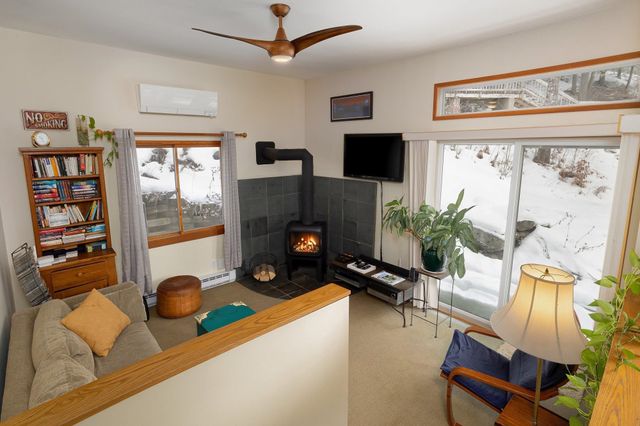 1075 Butternut Hill Rd Unit H2, Waitsfield, VT 05673