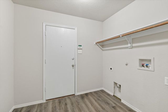 10745 Kittering Trail, Fort Worth, TX 76052