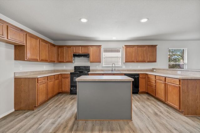 10745 Kittering Trail, Fort Worth, TX 76052