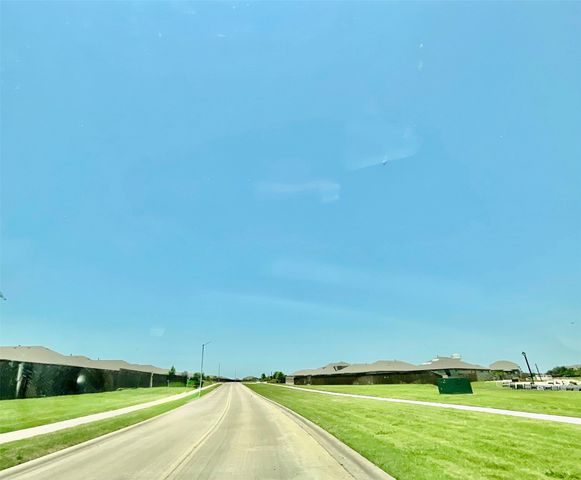 2518 Lavender Lane, Glenn Heights, TX 75154