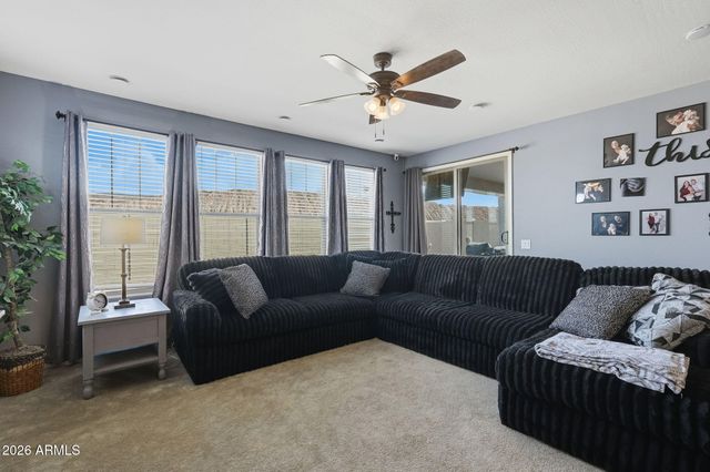 1462 W MACAW Drive, San Tan Valley, AZ 85140