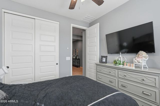 1462 W MACAW Drive, San Tan Valley, AZ 85140