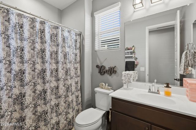 1462 W MACAW Drive, San Tan Valley, AZ 85140