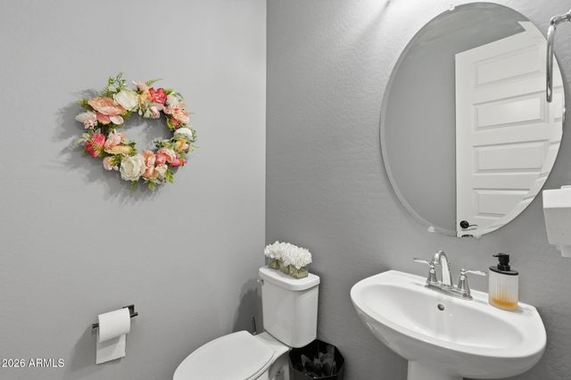 1462 W MACAW Drive, San Tan Valley, AZ 85140