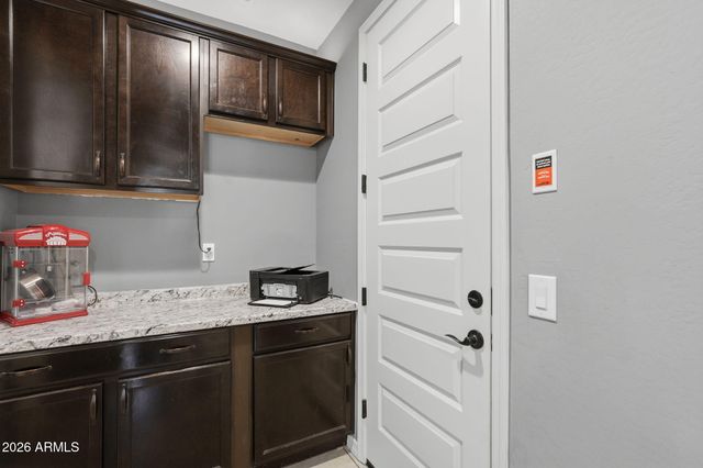 1462 W MACAW Drive, San Tan Valley, AZ 85140