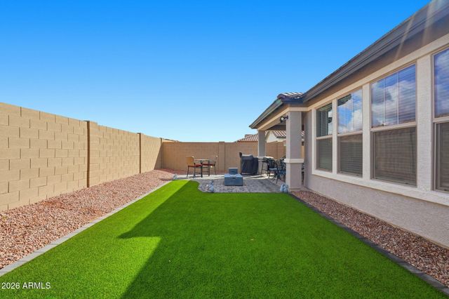 1462 W MACAW Drive, San Tan Valley, AZ 85140