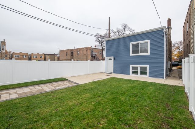 1612 S 59th Court, Cicero, IL 60804