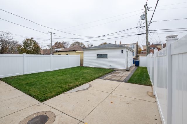 1612 S 59th Court, Cicero, IL 60804