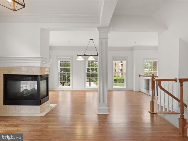 7980 VIGNE CT, Vienna, VA 22182