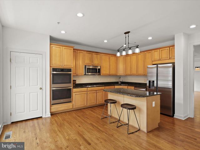 7980 VIGNE CT, Vienna, VA 22182