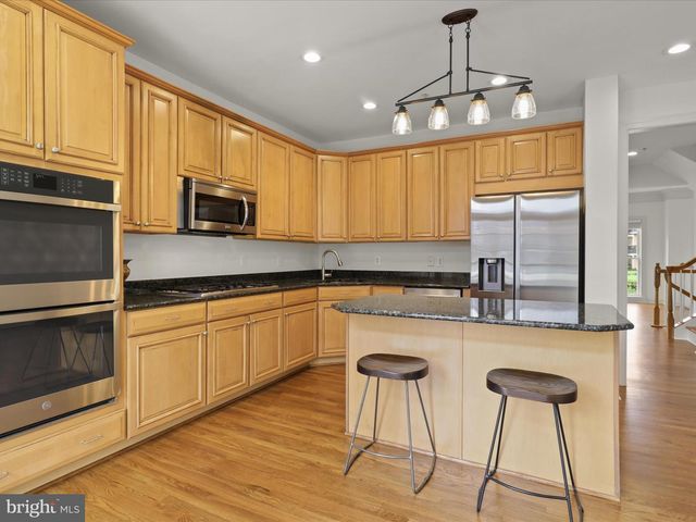 7980 VIGNE CT, Vienna, VA 22182