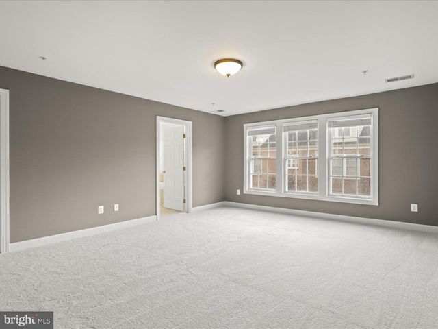 7980 VIGNE CT, Vienna, VA 22182