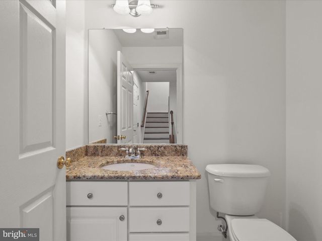 7980 VIGNE CT, Vienna, VA 22182