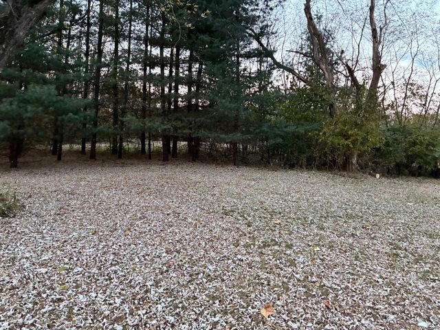 240 E 625 S, North Judson, IN 46366